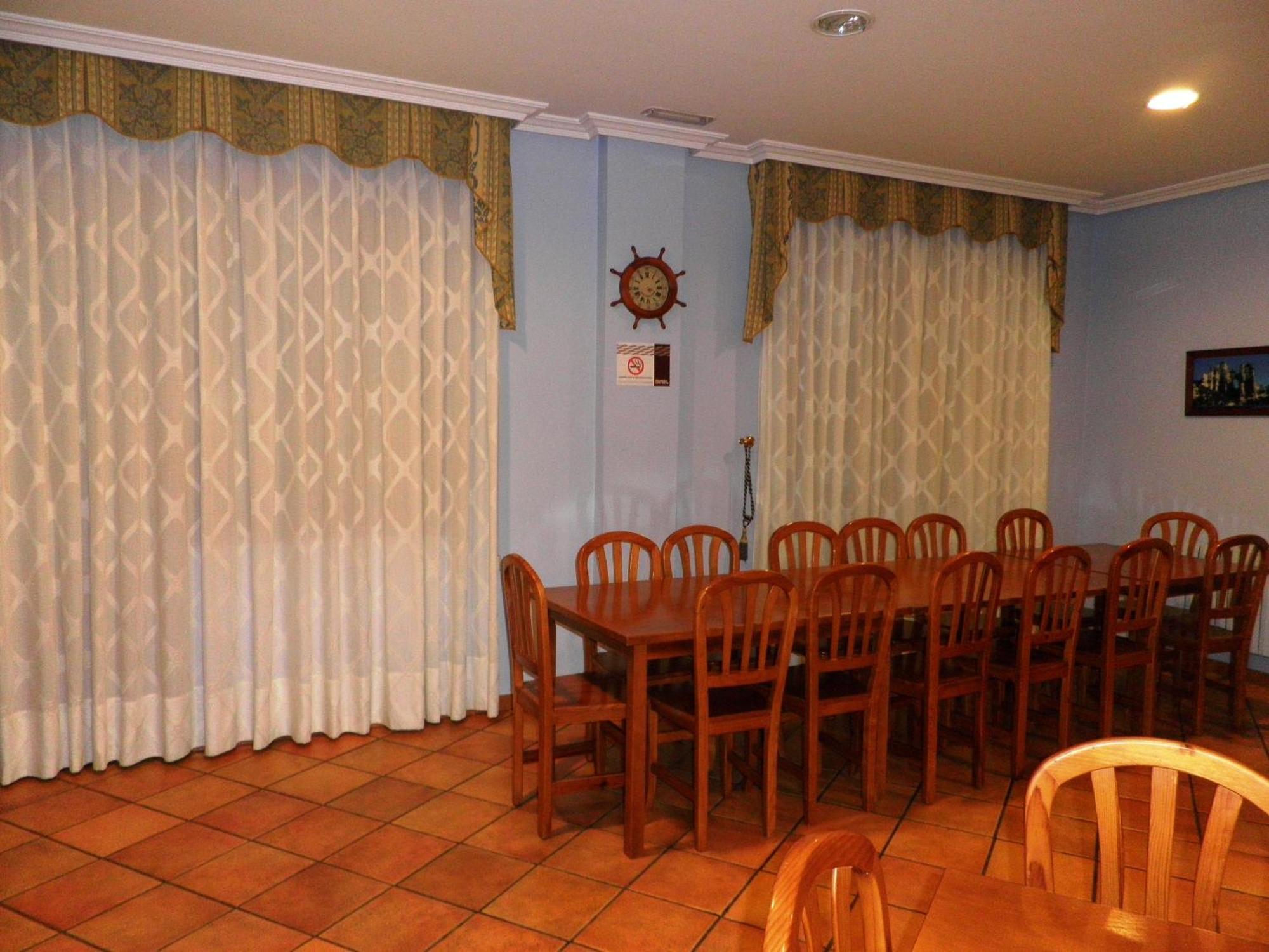 Hostal Rural Casa Castro Alberuela de la Liena Esterno foto