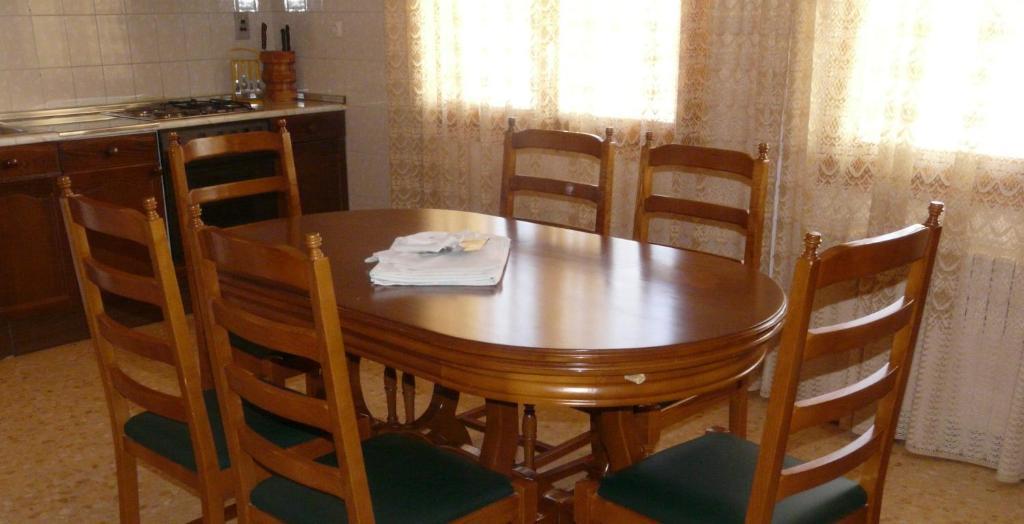 Hostal Rural Casa Castro Alberuela de la Liena Esterno foto